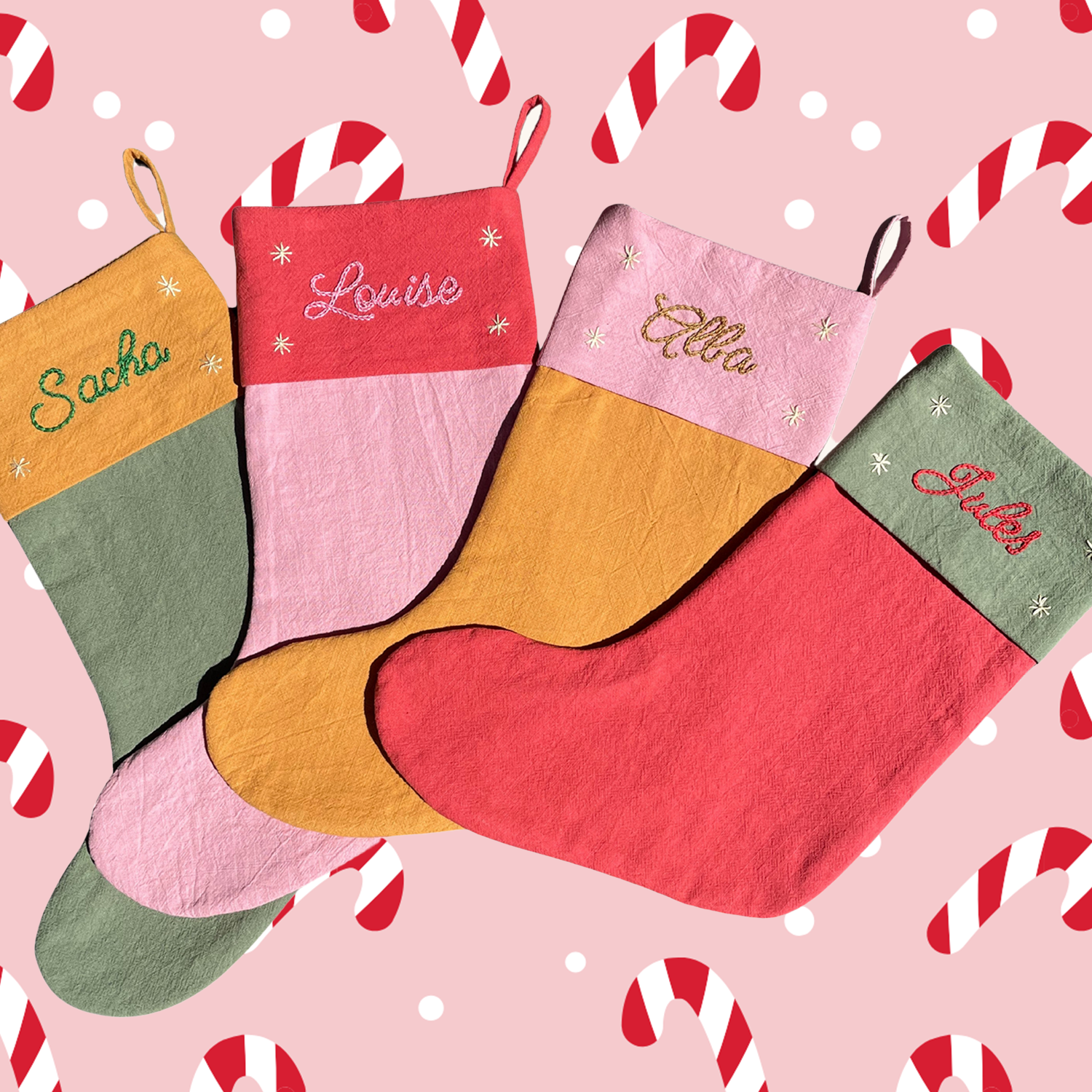 chaussette de noël appelée christmas sock personnalisée prénom broderie main atelier savane paris