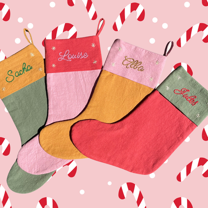 chaussette de noël appelée christmas sock personnalisée prénom broderie main atelier savane paris 