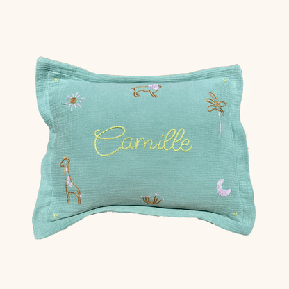 coussin vert gaze de coton idée cadeau de naissance anniveraire décoration chambre bébé et enfant 