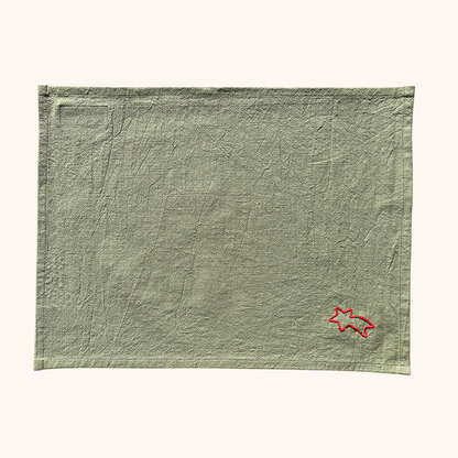 set de table de noël pour une table au décor festif motif étoile filante brodé main dimensions 35 x 45 cm couleur vert 